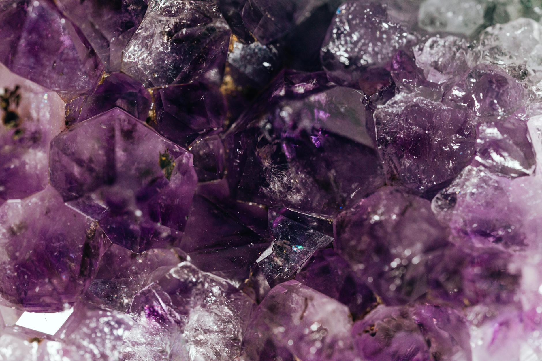 benefits of amethyst crystals